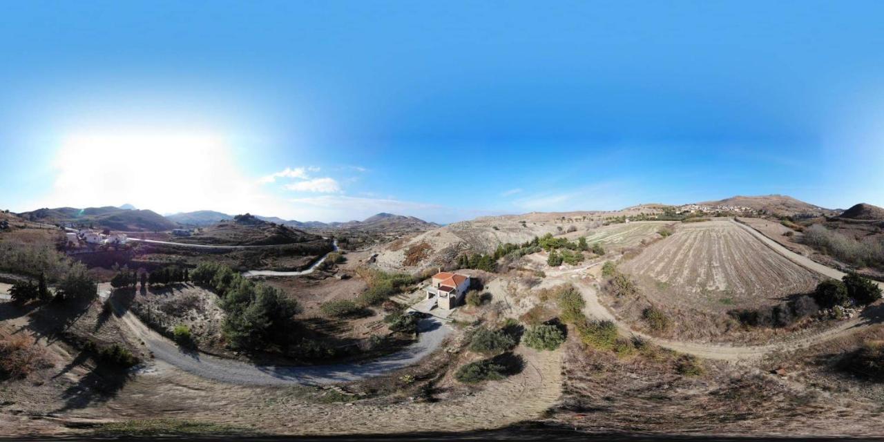 Stone House Of Panos Villa Kornos Eksteriør bilde